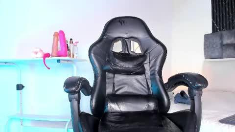 thiagosexy005 online show from July 2, 3:23 am