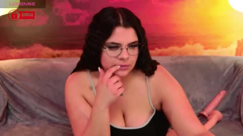 ThiccMADY online show from December 3, 3:45 pm