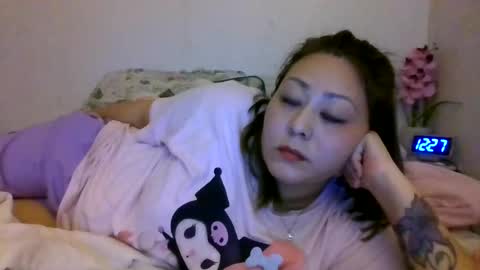 thickassazn93 online show from November 15, 6:26 am