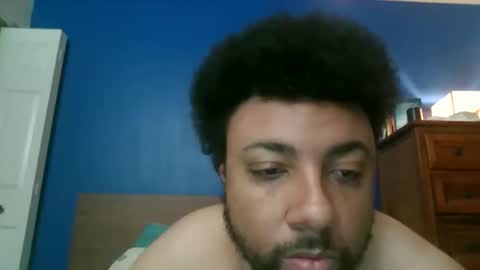 thickcaramelbeef33 online show from March 19, 3:01 am