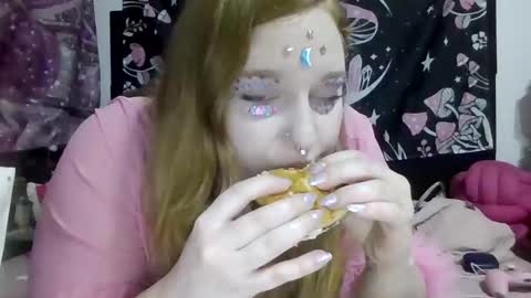 Ariel online show from November 29, 11:34 pm