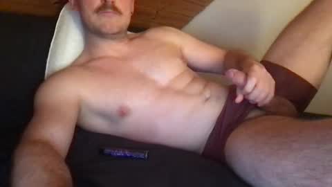 thierrinho8148 online show from March 11, 5:16 pm