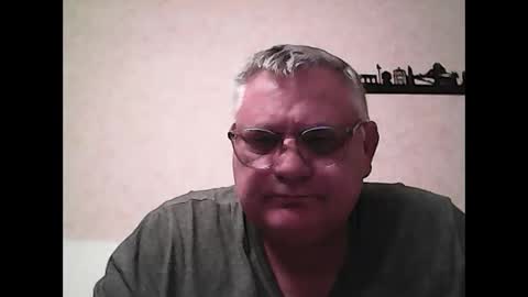 Thierrysymp online show from November 5, 5:37 pm