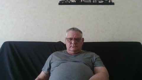 Thierrysymp online show from June 8, 3:57 pm