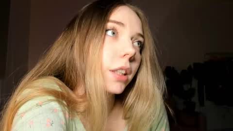 Amelia  shows on mondays fridays and sundays  if anything changes im giving updates on my fansly  online show from February 28, 7:35 pm