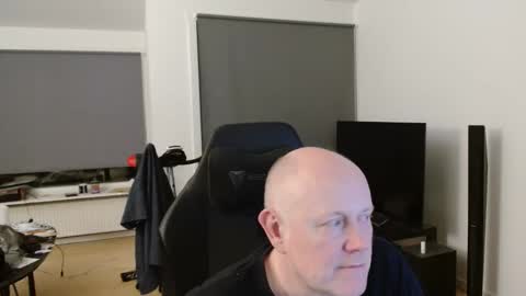 thomas315627 online show from May 6, 9:21 pm