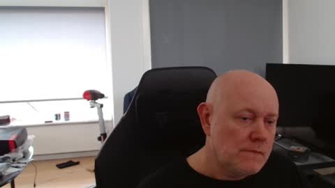 thomas315627 online show from April 18, 11:45 am