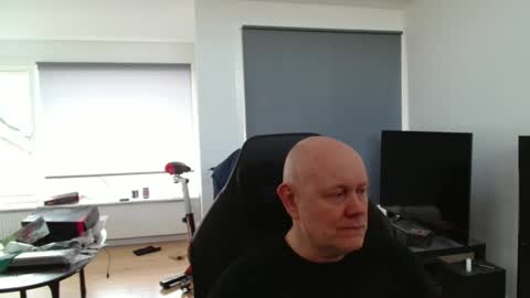 thomas315627 online show from April 17, 11:12 am