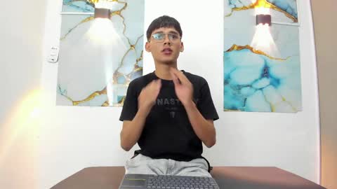 THOMAS online show from March 30, 3:12 pm