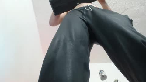 thomasjons online show from March 11, 4:48 am