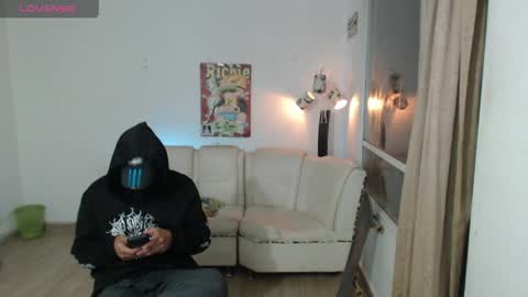 thomasjons online show from April 21, 3:02 am