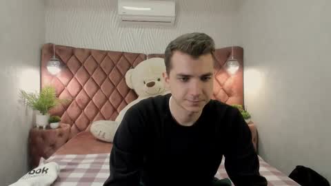 Thomas online show from November 27, 12:35 pm