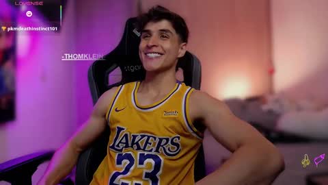 Thom Klein online show from September 11, 7:26 pm