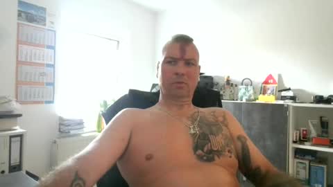 thomsen1478 online show from July 16, 1:03 pm