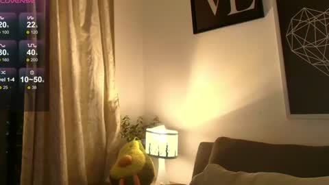 thomylov online show from August 4, 1:45 am
