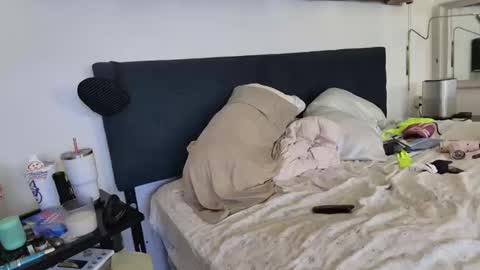 ThongMuscle online show from October 17, 12:09 pm