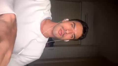 thor458_ online show from October 3, 4:54 am