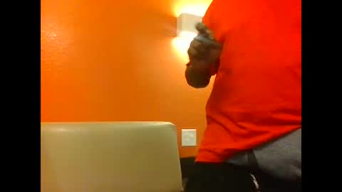 Snapshot of thotyboy68 chatting on February 28, 10:20 am Thotyboy online show from February 28, 10:20 am