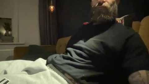 Snapshot of throatface_killah chatting on October 14, 7:06 pm throatface_killah online show from October 14, 7:06 pm