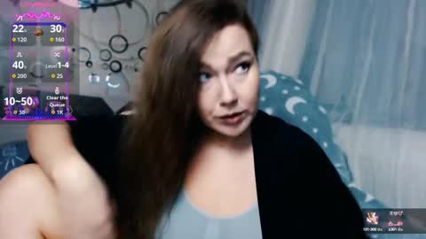 Snapshot of tia_meow chatting on October 13, 6:32 pm tiameow online show from October 13, 6:32 pm