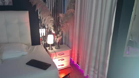 LIA online show from April 2, 2:46 pm