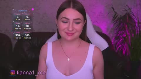 Snapshot of tianna_me chatting on September 9, 7:36 pm tianna_me online show from September 9, 7:36 pm