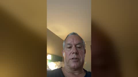 tickleyourbrain online show from August 8, 12:15 pm