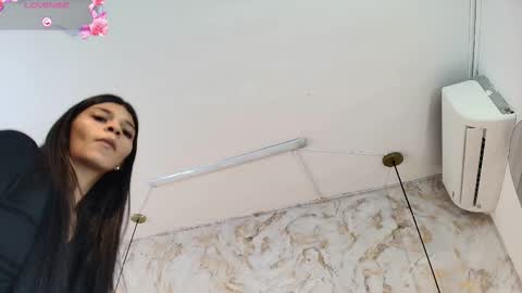 Tifani brown online show from February 13, 12:30 pm