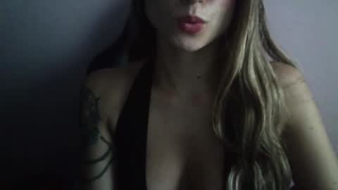 Tifanny online show from November 7, 9:39 pm