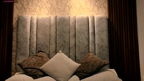 Tiff3 online show from March 14, 7:18 pm