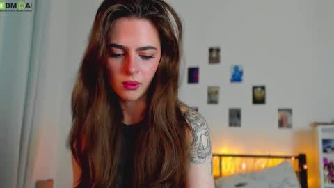 tiffany online show from December 15, 7:54 pm