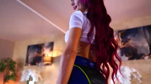 Tiff online show from November 30, 8:05 pm