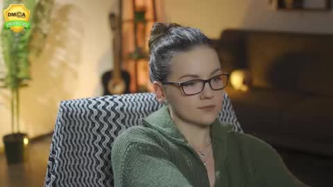 tiffanyriox online show from January 10, 1:55 am