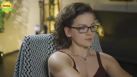 tiffanyriox online show from July 28, 1:47 am