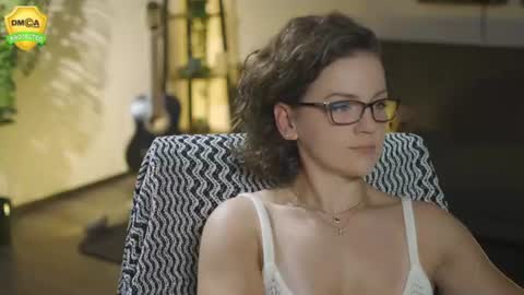 tiffanyriox online show from July 31, 2:01 am