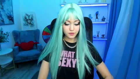 tiffanyyoun online show from March 25, 6:36 pm