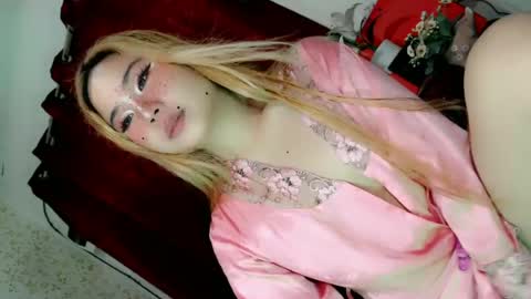 tight_elliana online show from June 21, 11:05 am