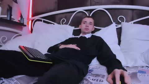 Tim online show from September 18, 9:19 pm