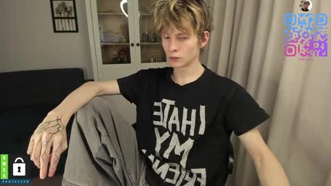 Tim online show from April 11, 9:19 pm