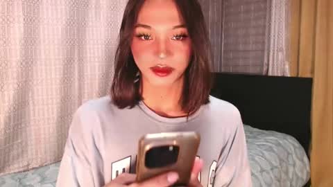 Snapshot of tina_allure chatting on February 4, 5:55 pm Tina online show from February 4, 5:55 pm
