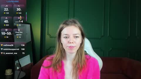 tina_tayllor__ online show from February 1, 7:11 pm