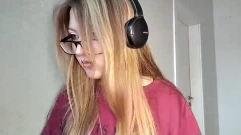 Kate online show from February 28, 4:00 pm