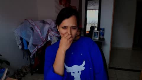 I AM BELLA  ----------- follow my  IG  TINNS 69 online show from June 8, 7:59 pm