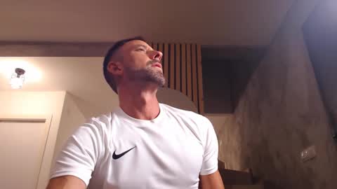 tinoclandestino online show from February 2, 6:10 pm