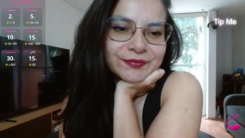 Tiny Caroline online show from April 15, 8:53 pm