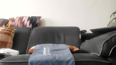 tinydick online show from March 5, 8:01 am