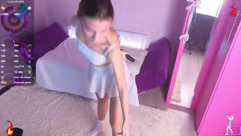 Lily online show from November 1, 12:04 pm