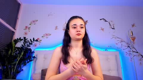 Amy online show from April 1, 4:46 am