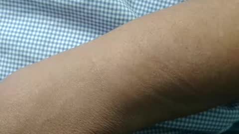 tinypecker6 online show from November 14, 7:16 pm