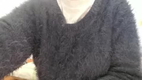 tinyslut66 online show from April 6, 9:43 am